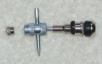 1277556176 543 FT90813 Earth End Valve With Tool Inserted 400 E 